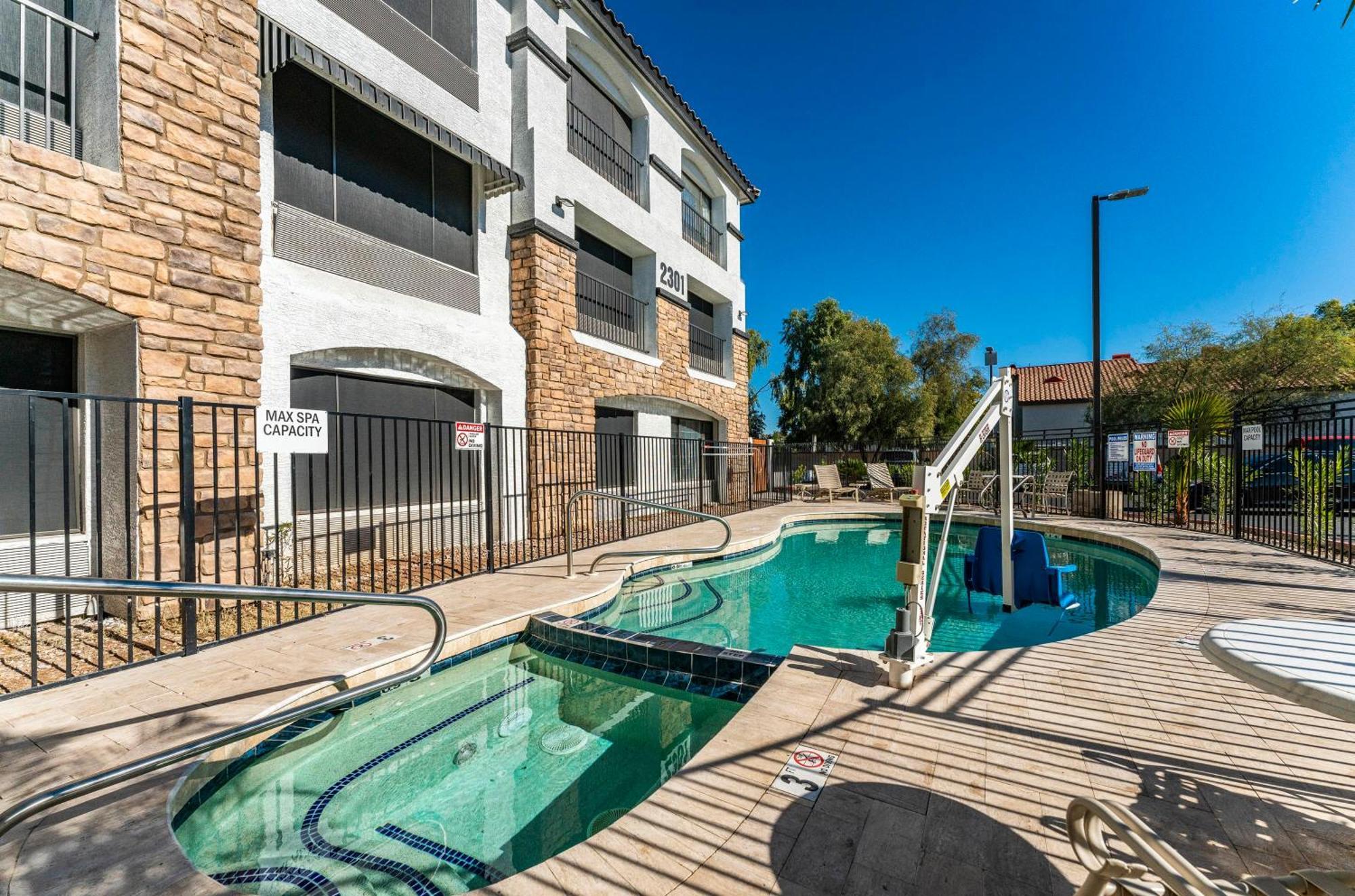 Tempe Corner Apartment Studio King Bed Dış mekan fotoğraf